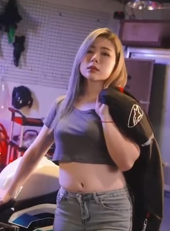 Banner Phim Em Racing Girl Ướt Át (Xvideos 21302)