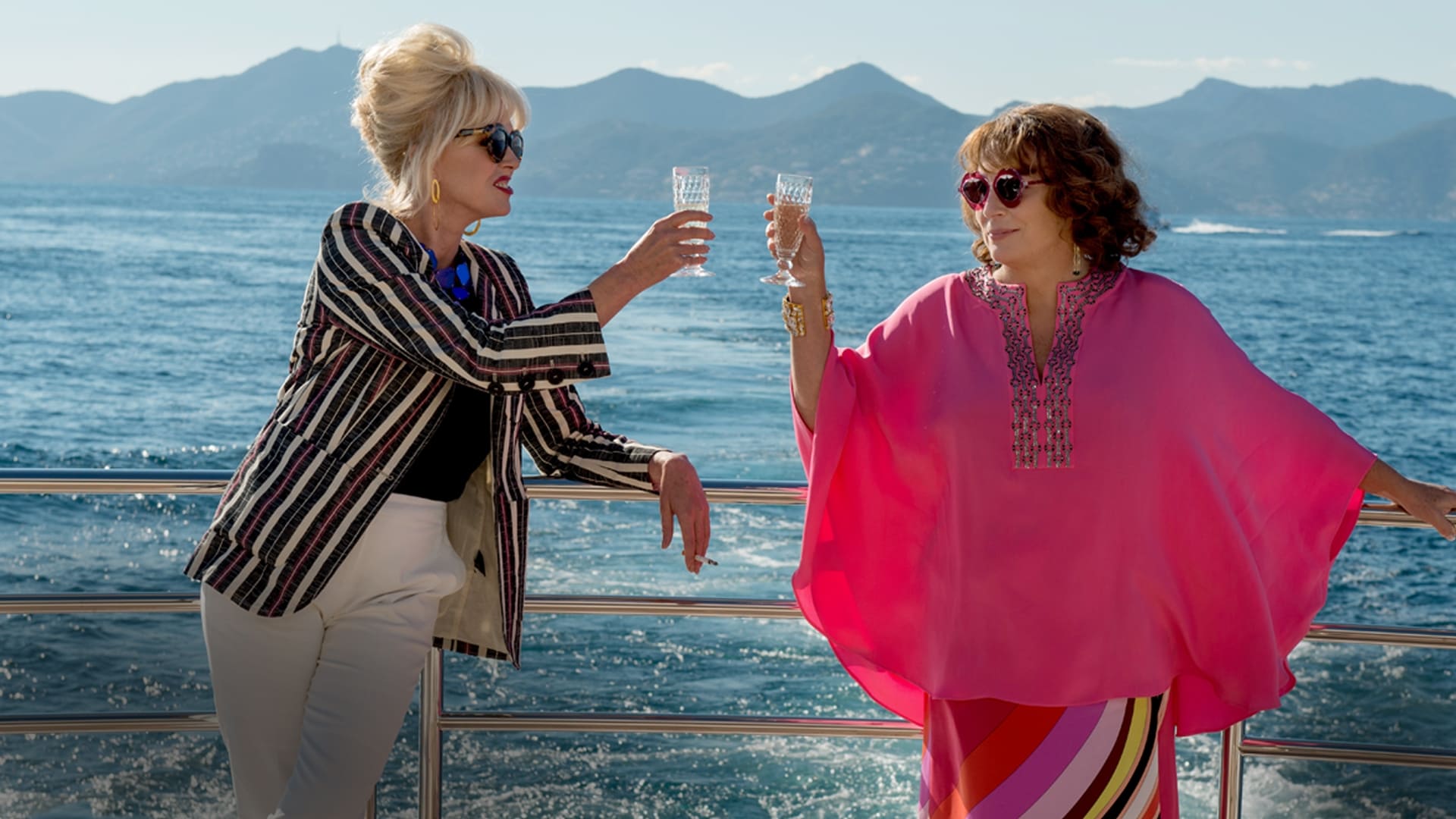 Banner Phim Tột Cùng Sang Chảnh (Absolutely Fabulous: The Movie)